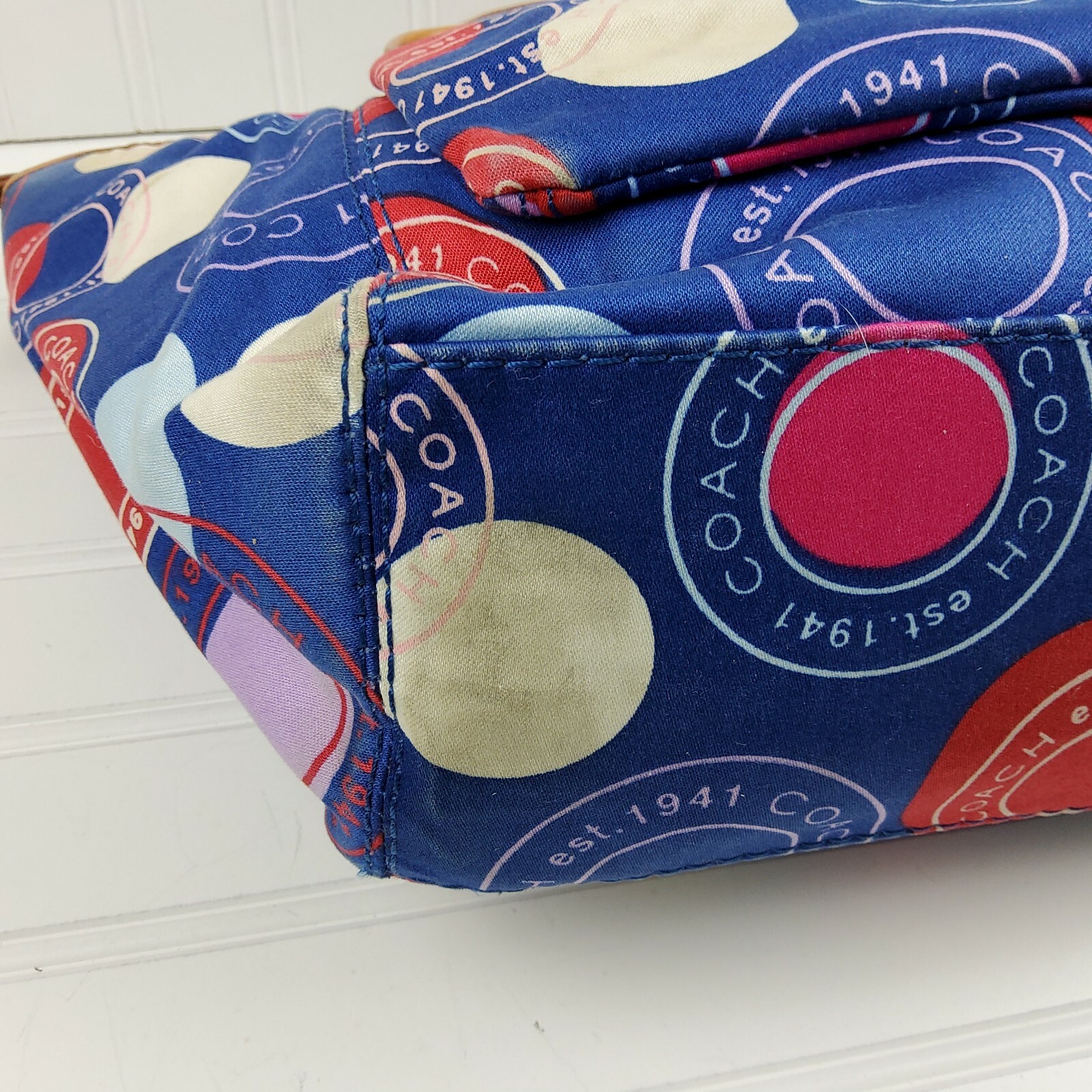 COACH Polka Dot Leah F14667 Blue White Red Shoulder Handbag Purse with Pouch