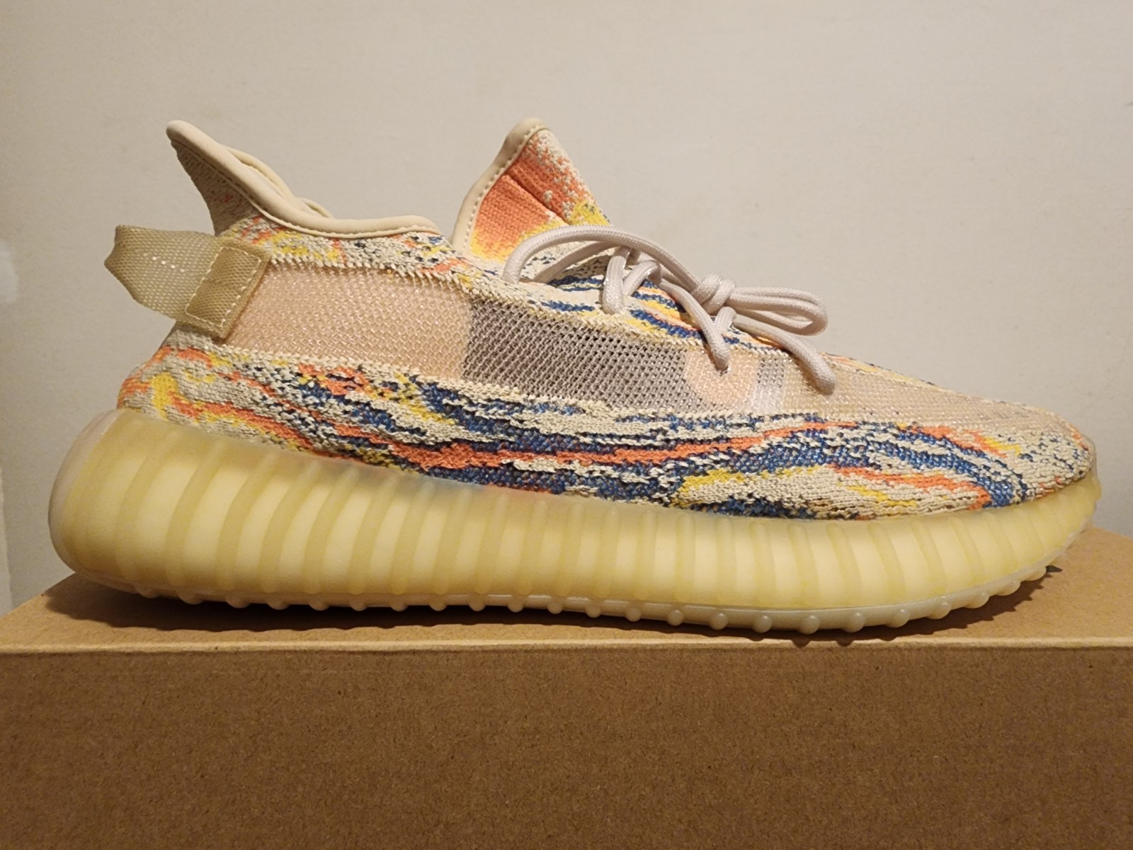 adidas Yeezy Boost 350 V2 Men’s Size 10 ‘MX Oat’
