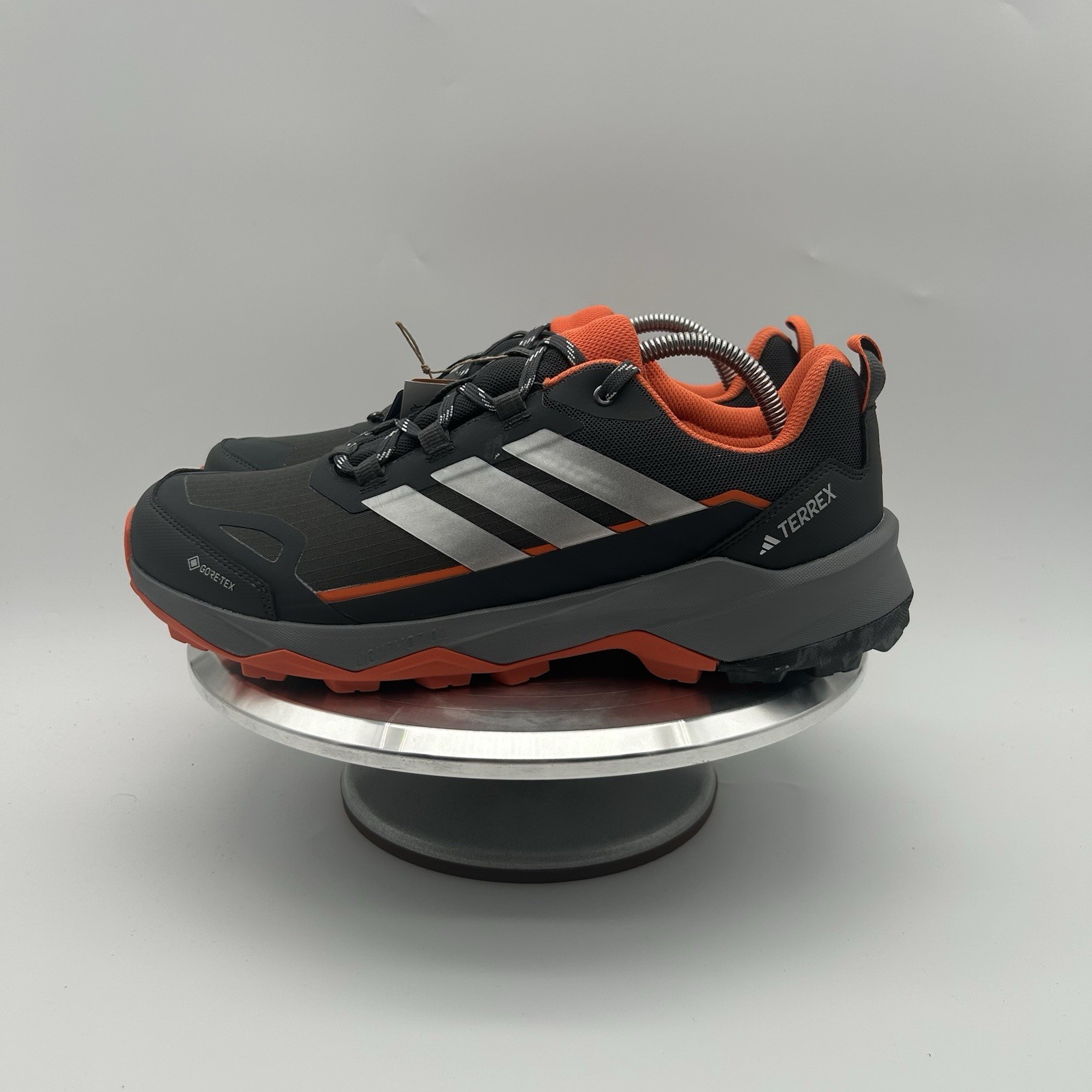 Adidas Terrex Skychaser Ax5 GoreTex Hiking Grey Shoes Men’s Size 11 JS4608 NEW