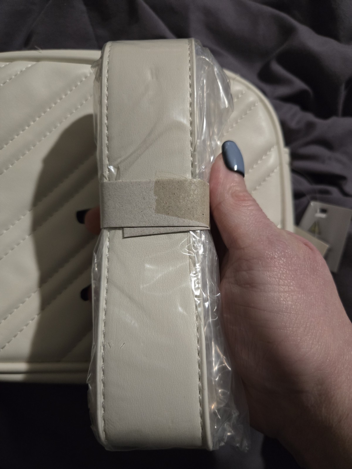 francesca’s White Small Quilted Crossbody Bag Zip, Detachable Adjustable Strap