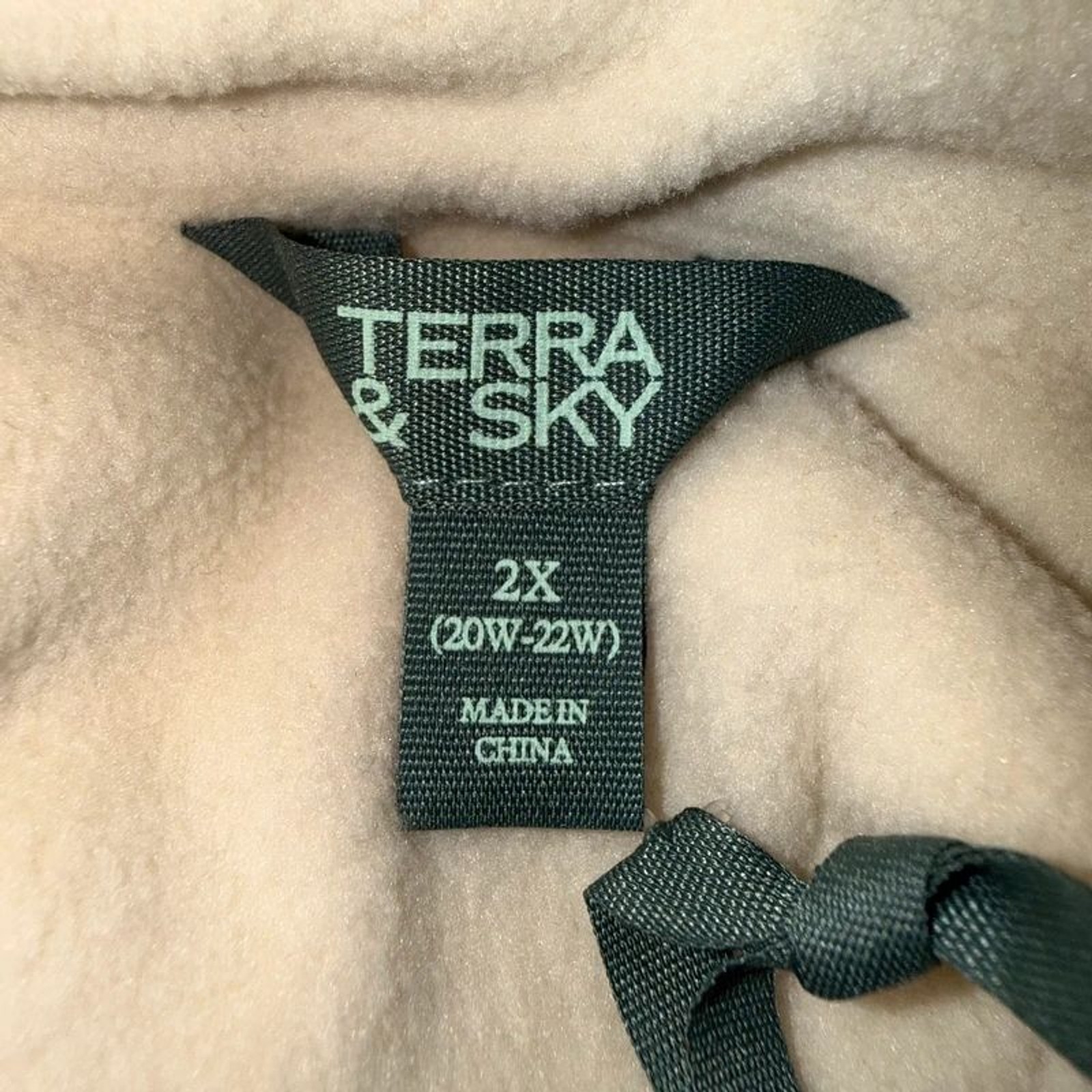 Terra & Sky Cream Quilted Fleece Shacket Button Down Jacket Plus 2X 20/22