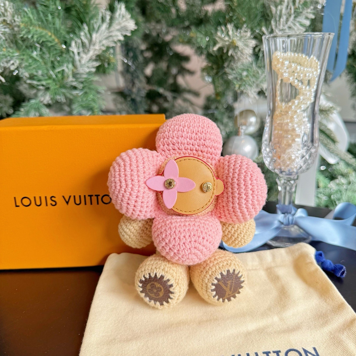 Louis Vuitton My Vivienne Crochet Pink Bag Charm Bear Keychain Key Holder Box