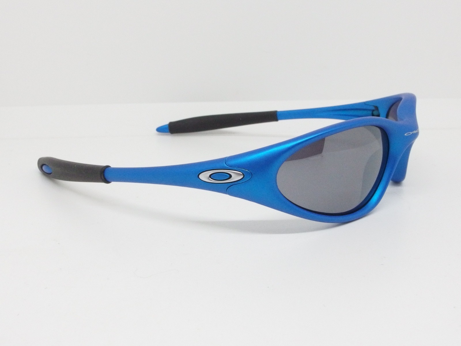 Oakley Minute Gen 2 Electric Blue w/Black Iridium Lens SKU 12-612