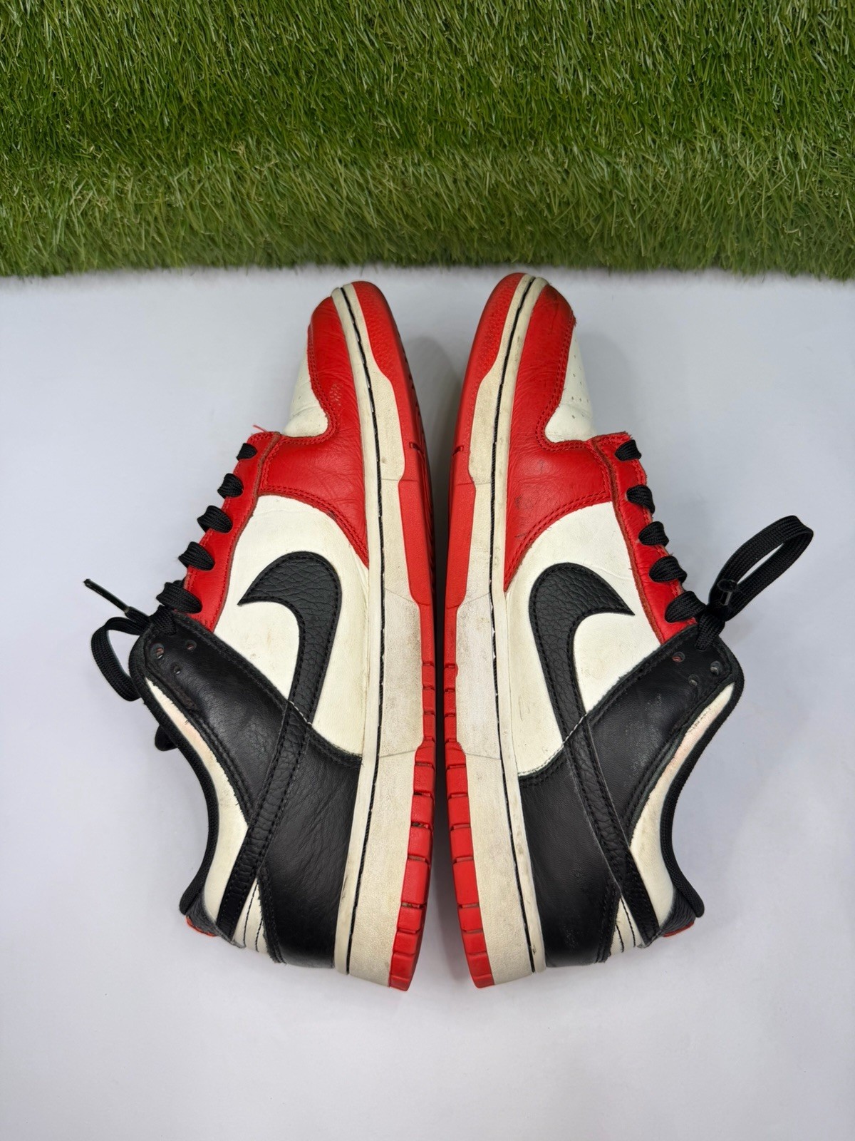 Nike Dunk Low EMB Chicago Bulls 75th Size 10.5 Mens Sneakers 2021 DD3363-100