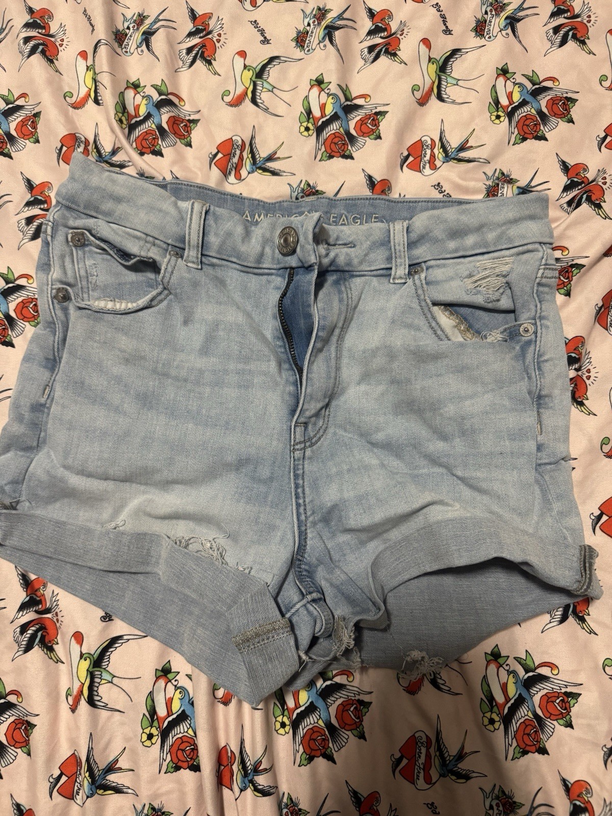 American Eagle Women’s Pants and Short Bundle (Women’s 8s & 6)