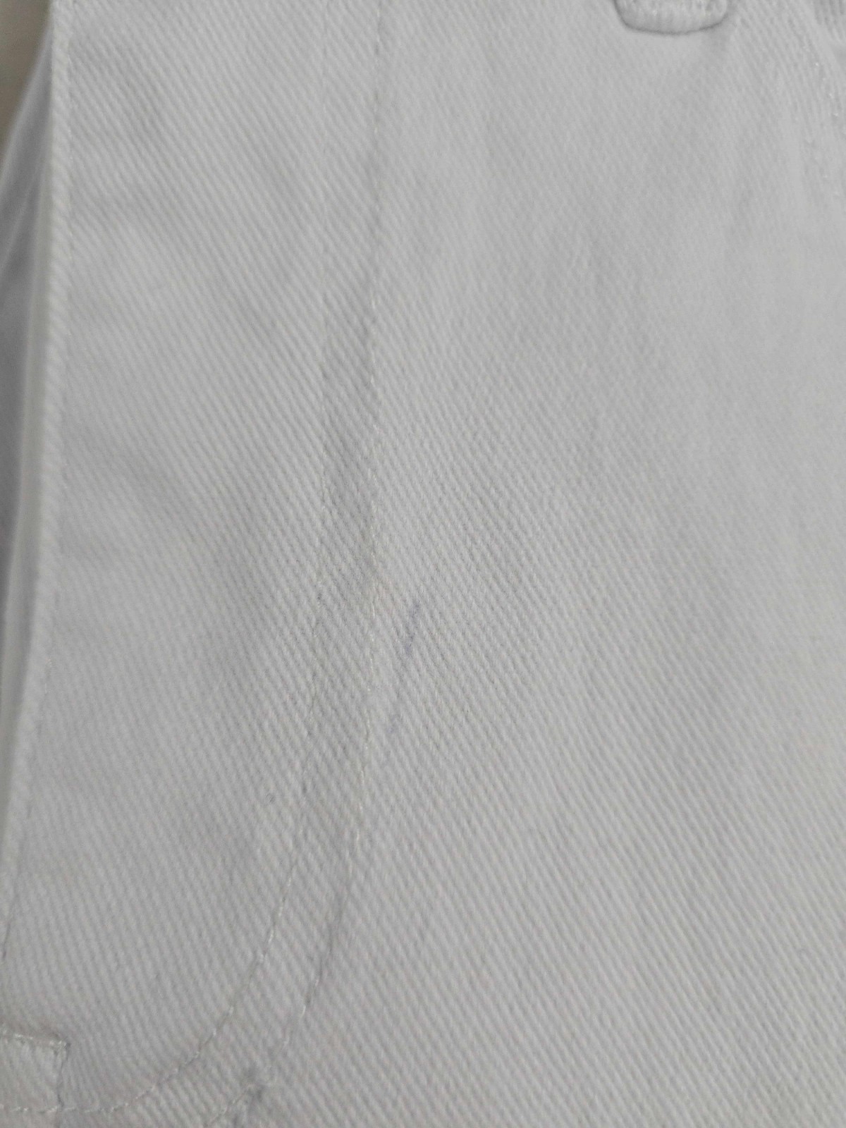 Aria Flare Jean White Classic THE NOLI SHOP