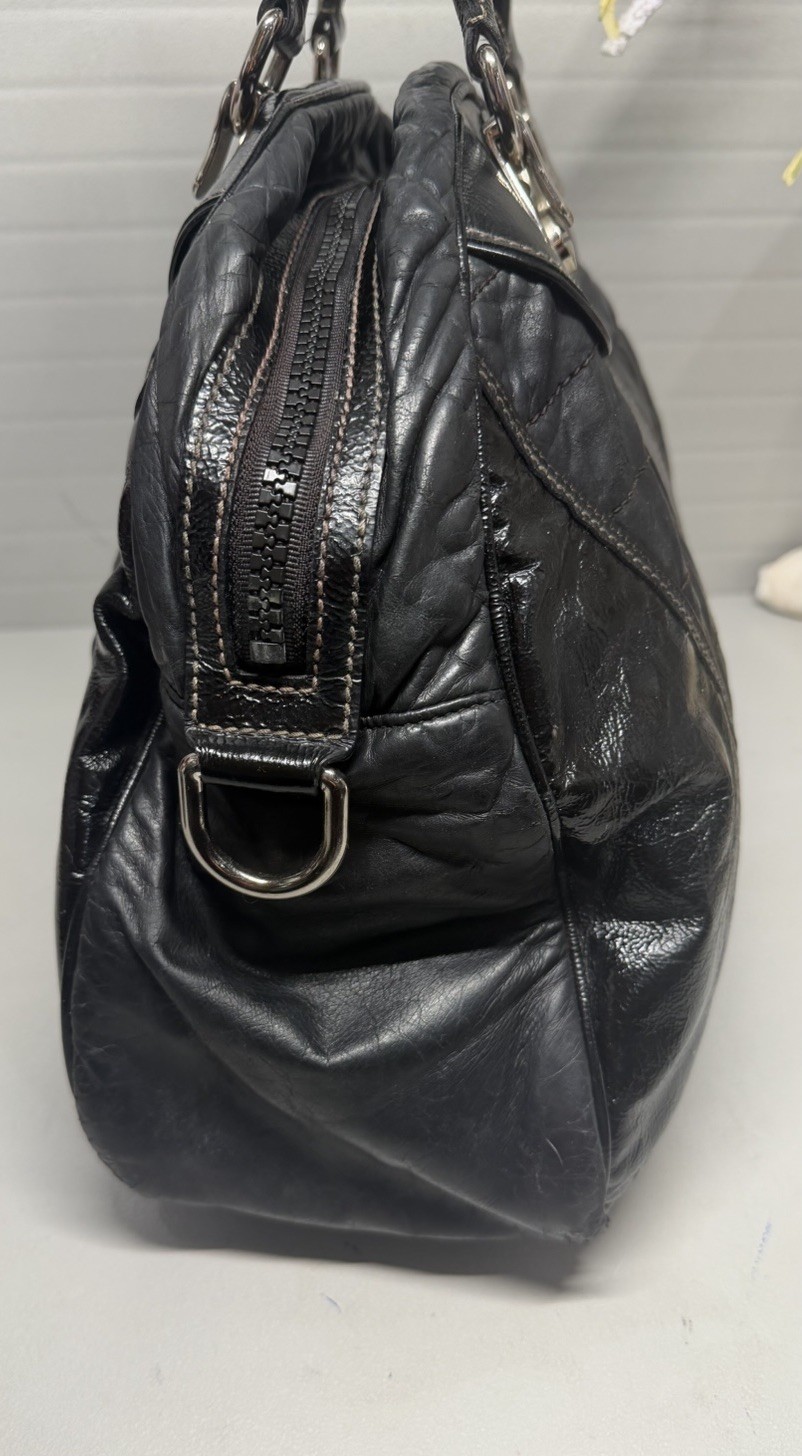 Auth. GUCCI SOFT PATENT LEATHER Bowler’ Snow Glam Handbag-SEE PICS/READ DESCRPTN