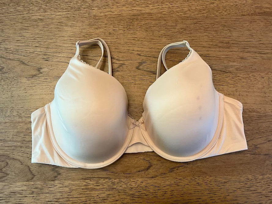 Victoria’s Secret Smooth Marzipan 32D Body By Victoria Full Coverage Bra VS