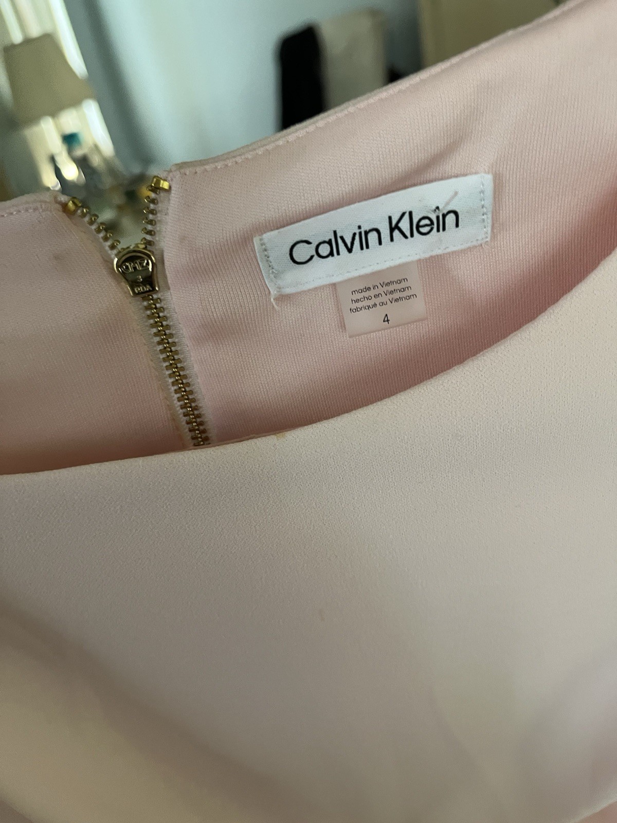 Calvin Klein Pink Solid Sheath Dress Boat Neck Flared Long Sleeve Zip/Size 4