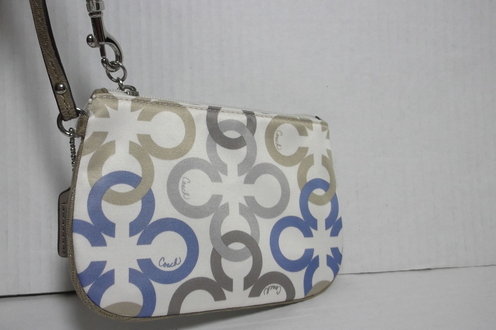 COACH F48898 MULTI COLOR CLOVER PRINT SMALL WRISTLET NEW NWT