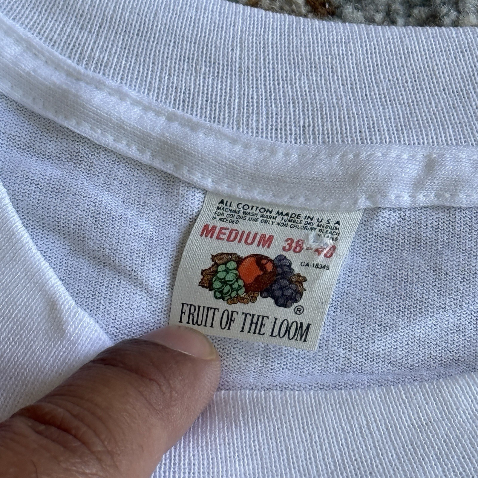 Vintage 1980s Plain Blank White Tee Men’s Size Medium USA Made Single Stitch NEW