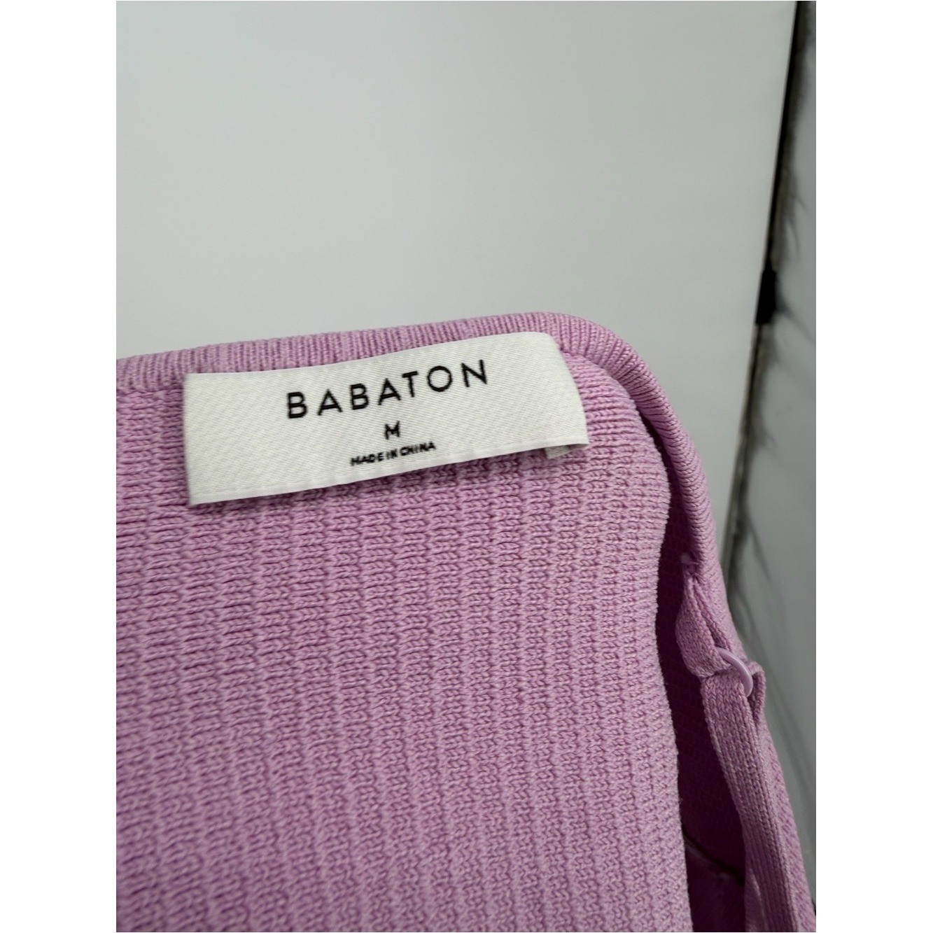 Babaton Ribbed Spaghetti Strap Crop Top – lilac