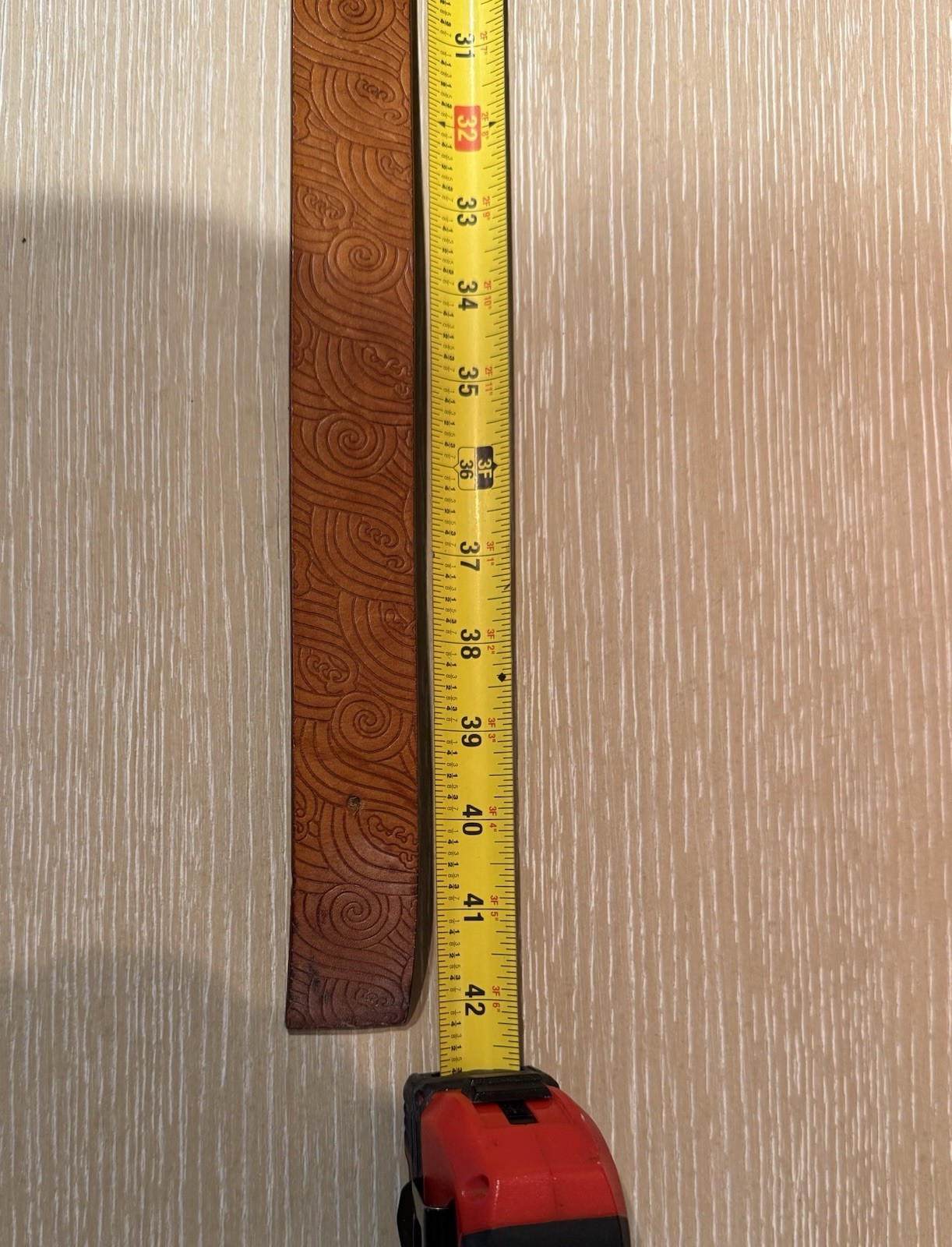 Vintage VALENTINO GARAVANI Brown Leather Belt Dust Bag – ITALY – Belt Only-38″++