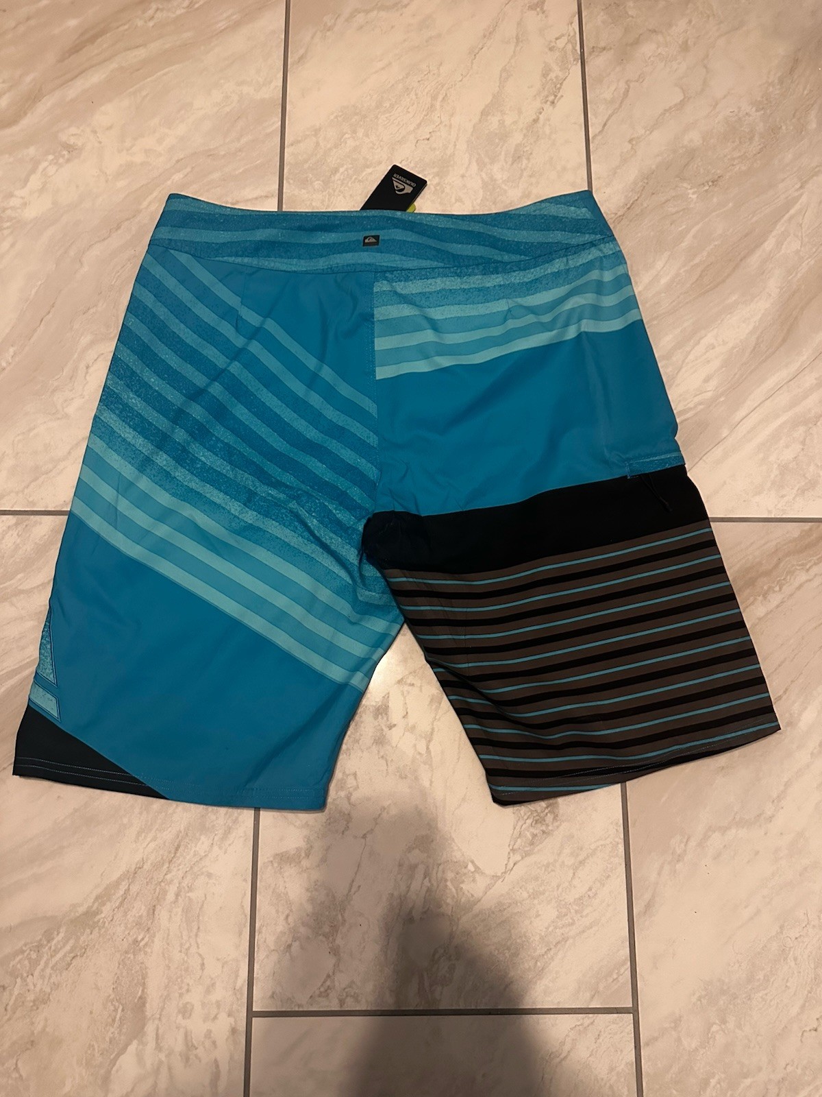 Quiksilver Highline Kaimana Boardshorts Men’s Size 32×21 – NWT