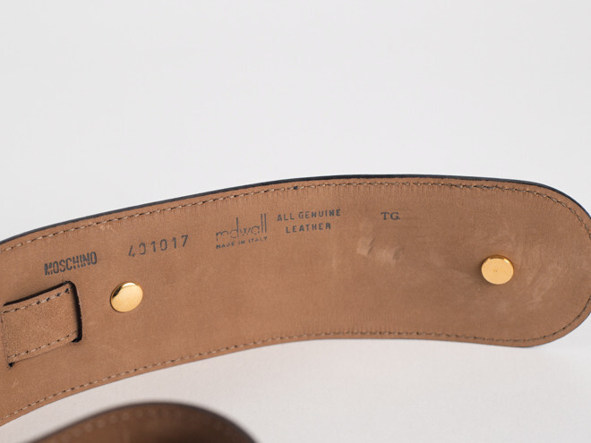 New Moschino Redwall Navy Patent leather Belt Size 40