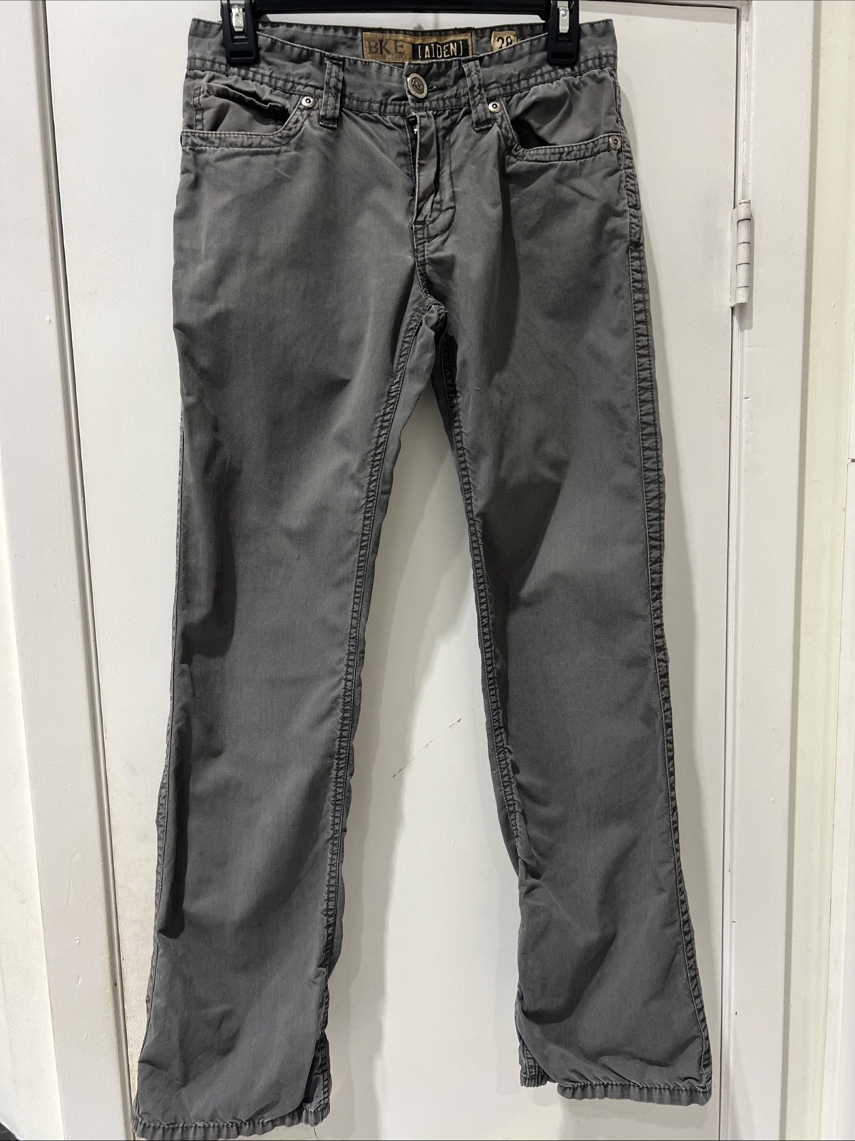 BKE Aiden Mens Gray Lightweight Jeans Size 28/32 100% Cotton