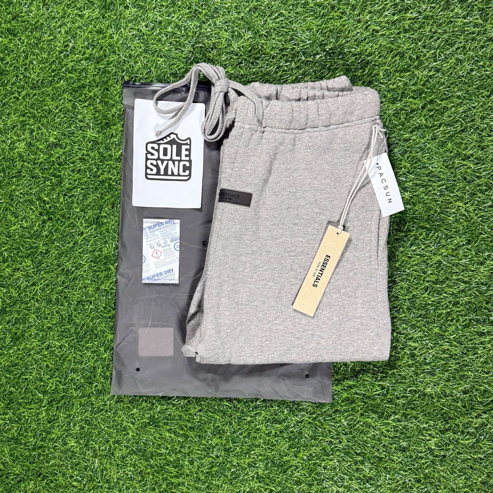 Fear of God Essentials Sweatpants Relaxed SS22 Dark Oatmeal Gray – (XS-XL)