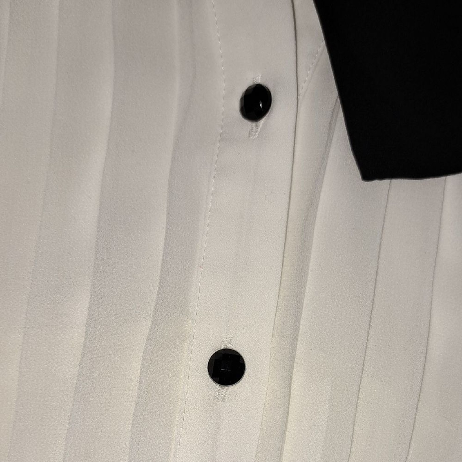 Black and White Sleeveless Blouse