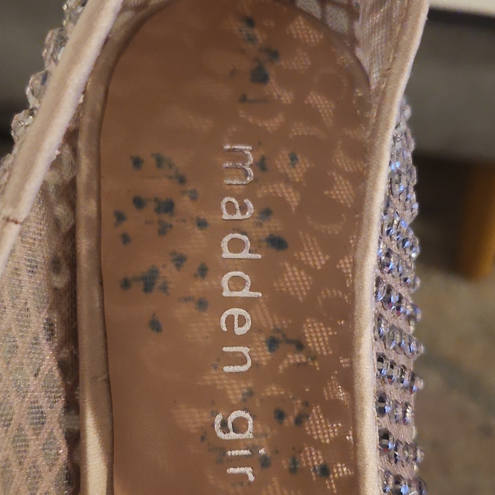 Madden Girl Beige Rhinestone Mesh Slip-On Ballet Flats Womens US 6 Round Toe