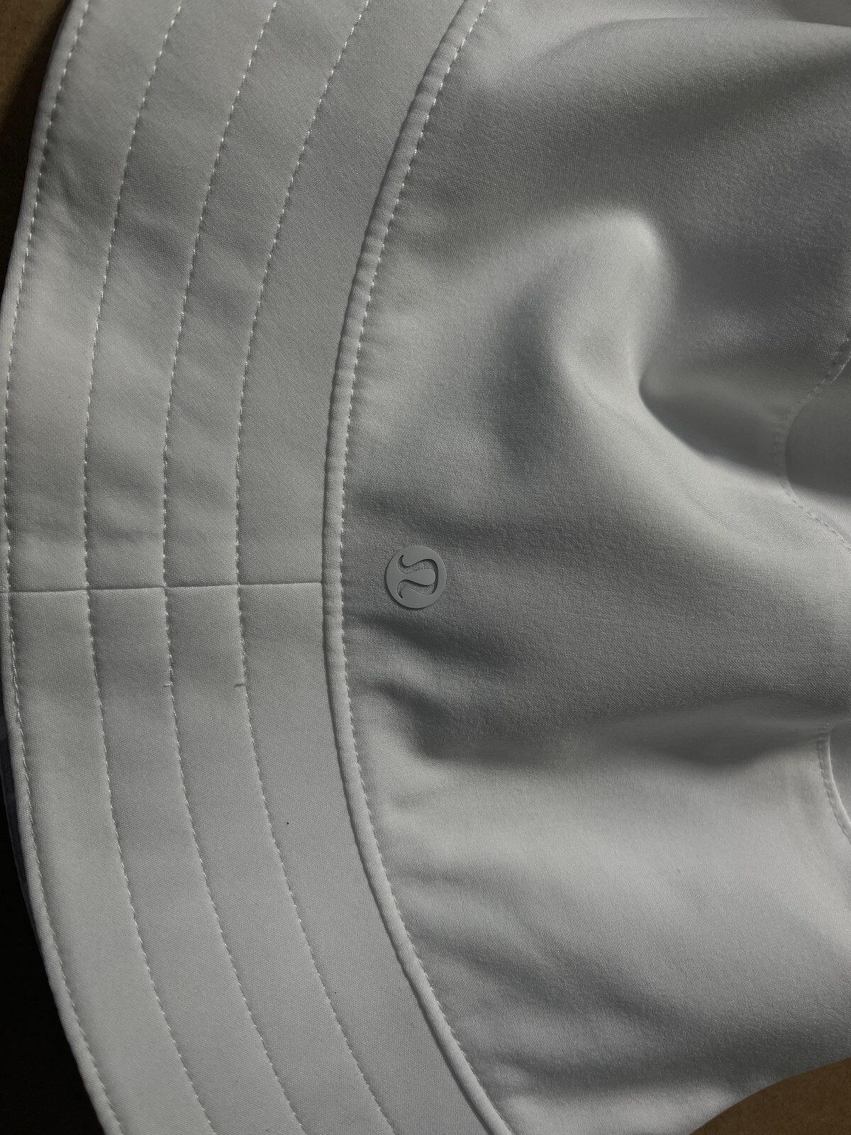 L/XL Lululemon Both Ways Reversible Bucket Hat White/Cheetah Camo Antique White