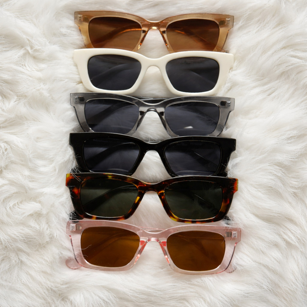 Women’s Rectangle Shape Sunglasses V5194AG – 12 Pieces Pack Assorted Colors