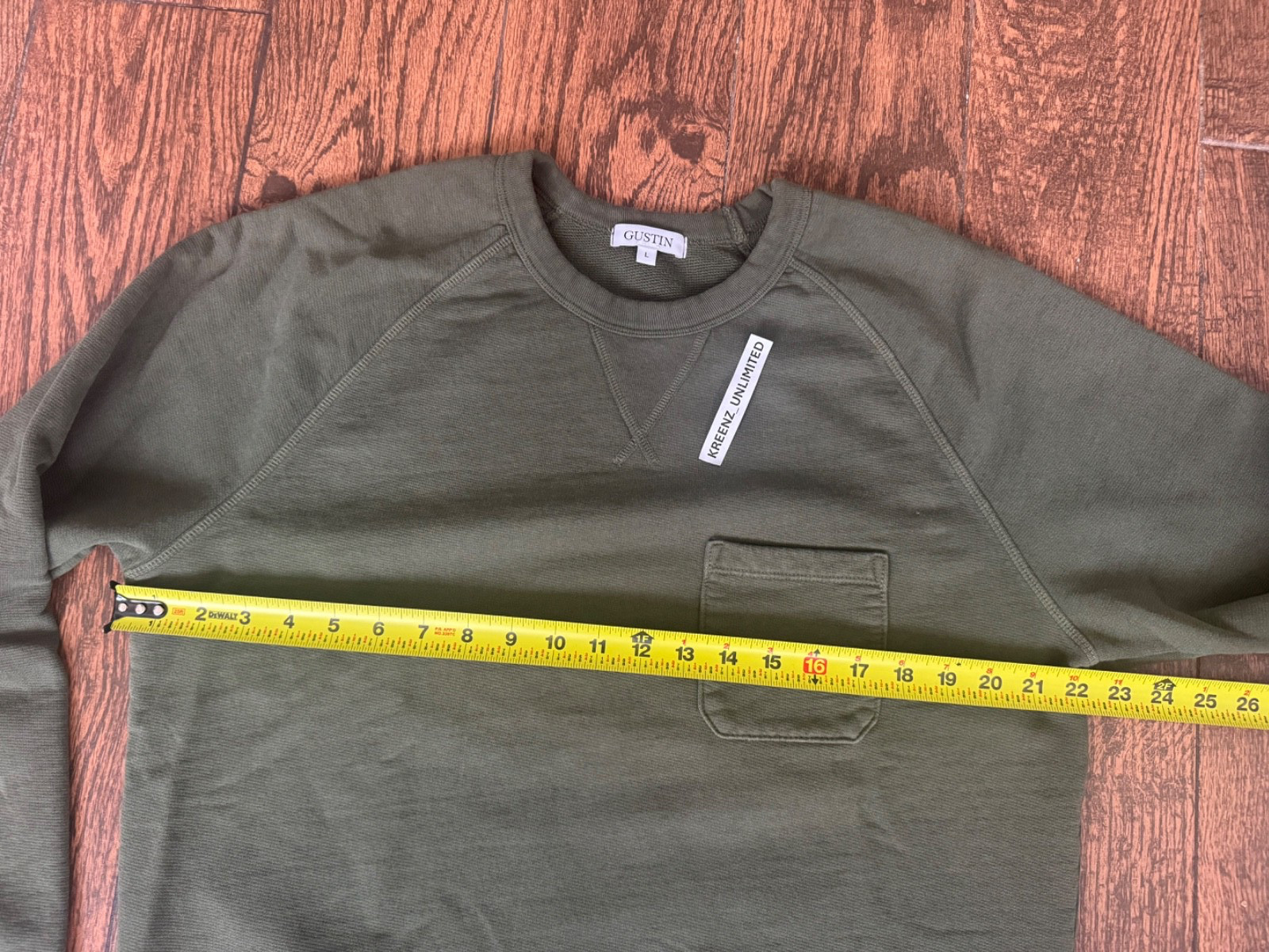 Gustin Garment Washed Pocket Sweatshirt in Green – Made in USA – Size Large