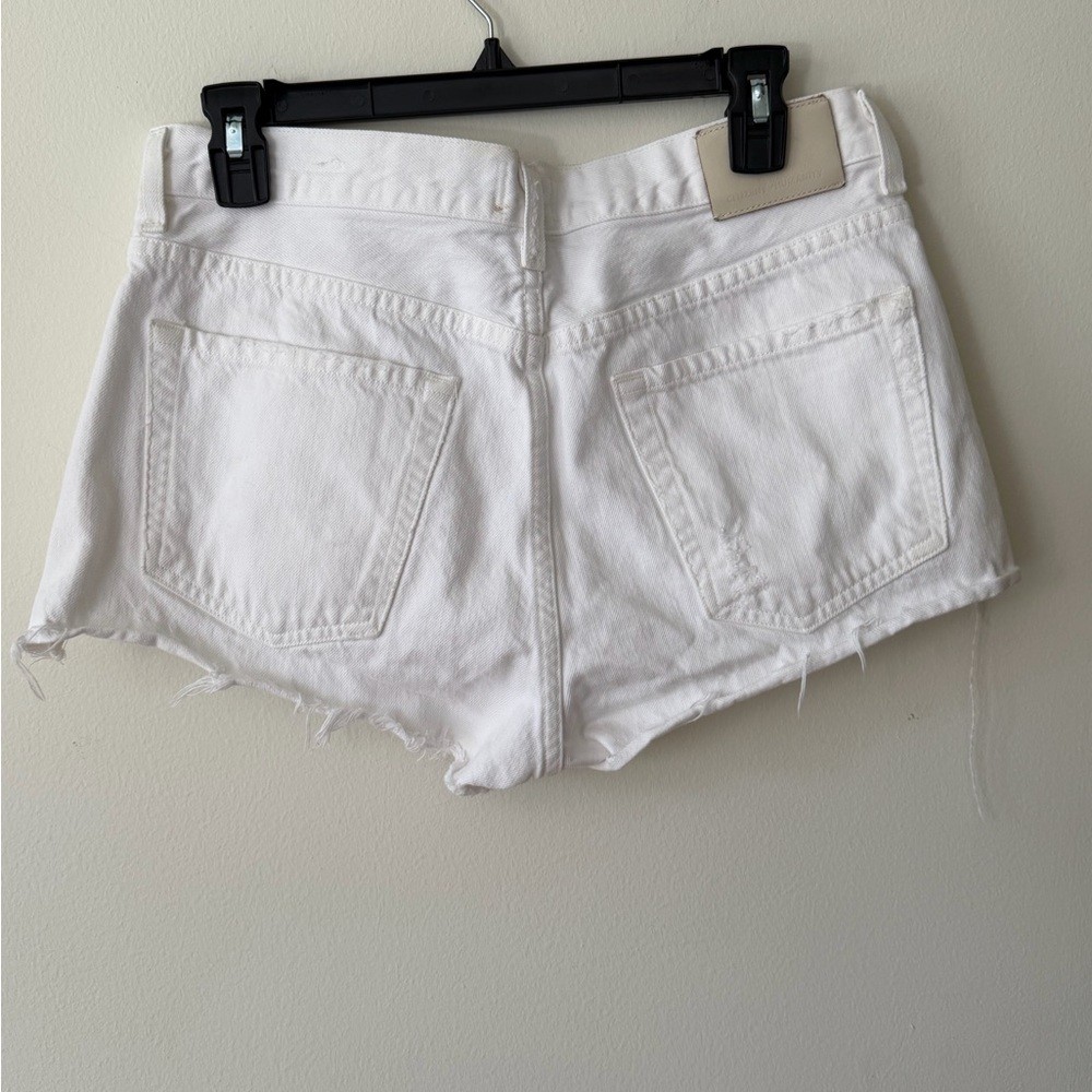 🤍 CITIZENS OF HUMANITY “Annabelle” Cutoff White Denim Shorts – Size 27 🤍