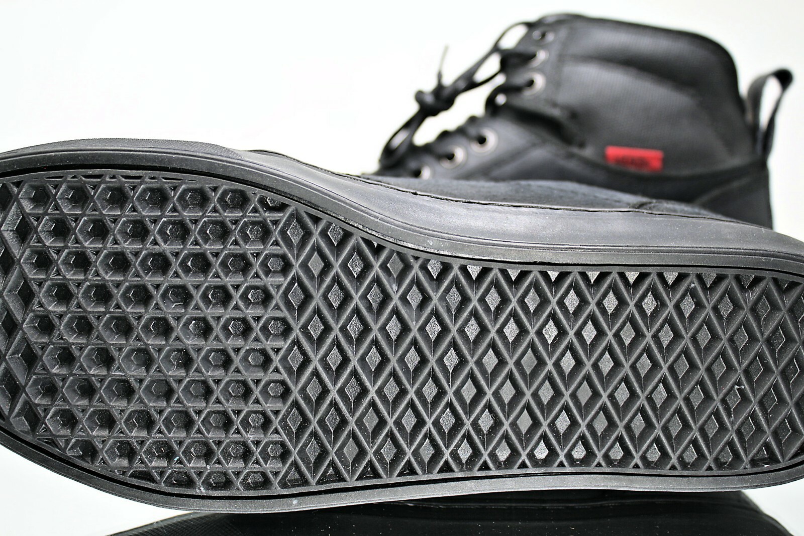VANS Alomar Bomber Black Sneaker Skate Tennis Shoes Mens Size US 6.5 VN000VNBHXR