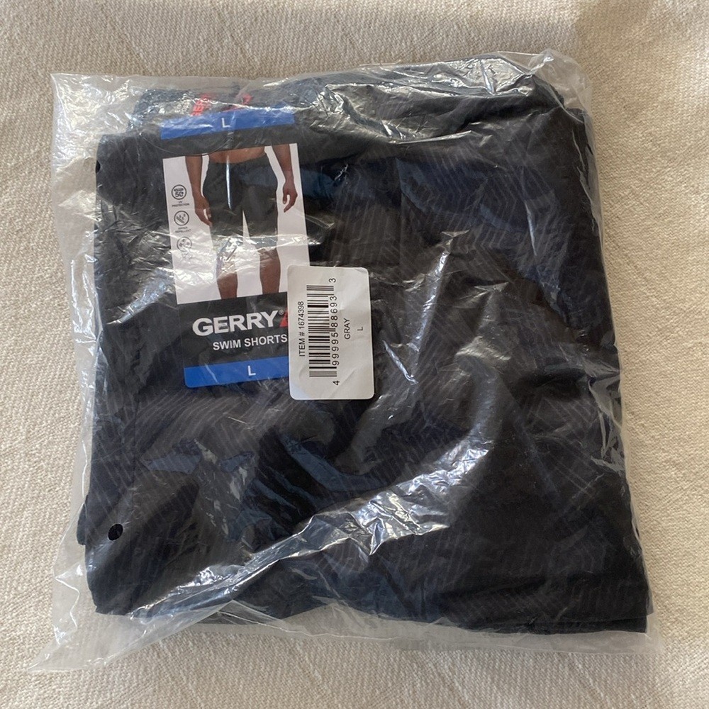 NWT Gerry Men Swim Short 1665513