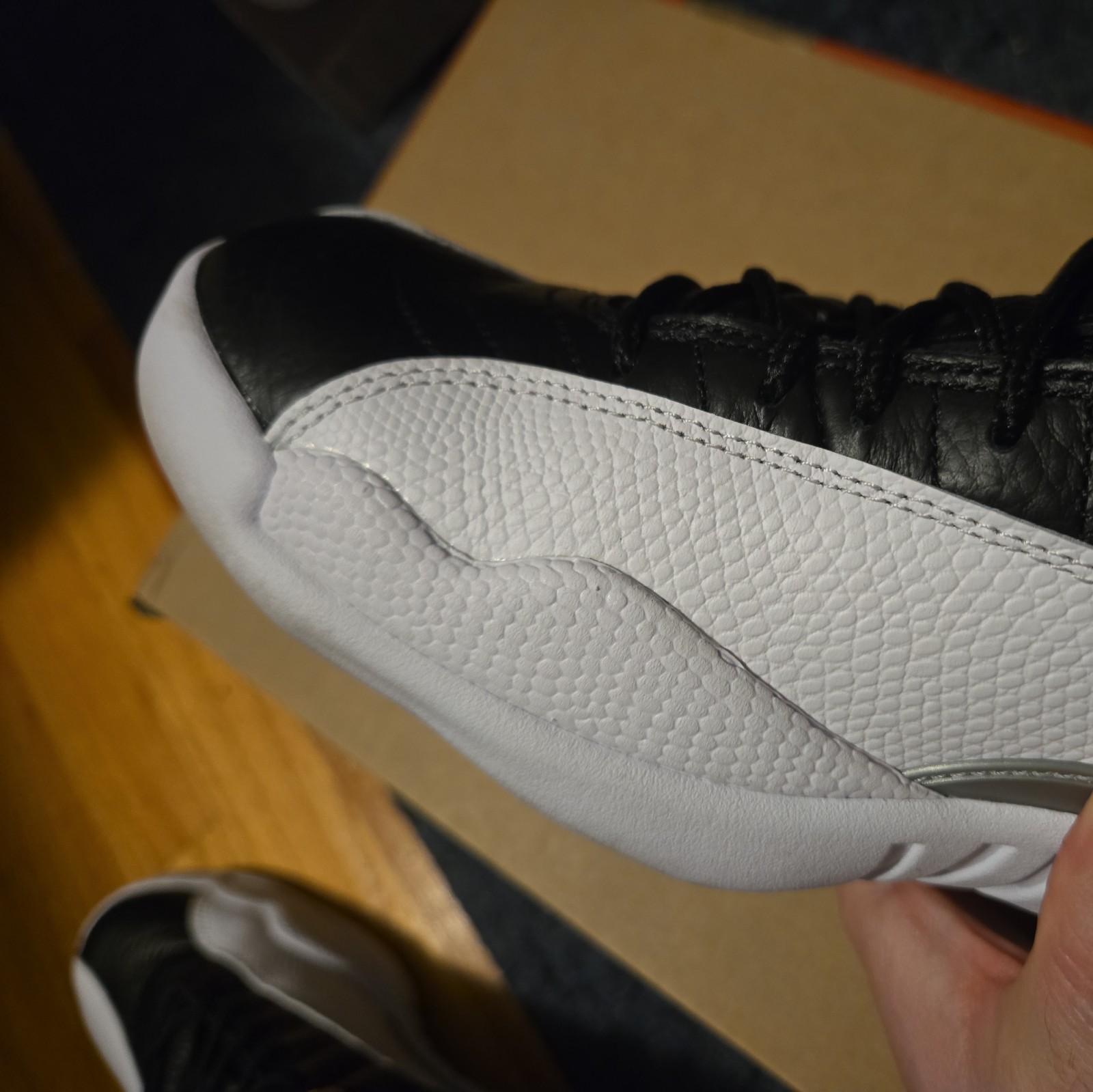 Jordan 12 Playoffs Mens Size 10