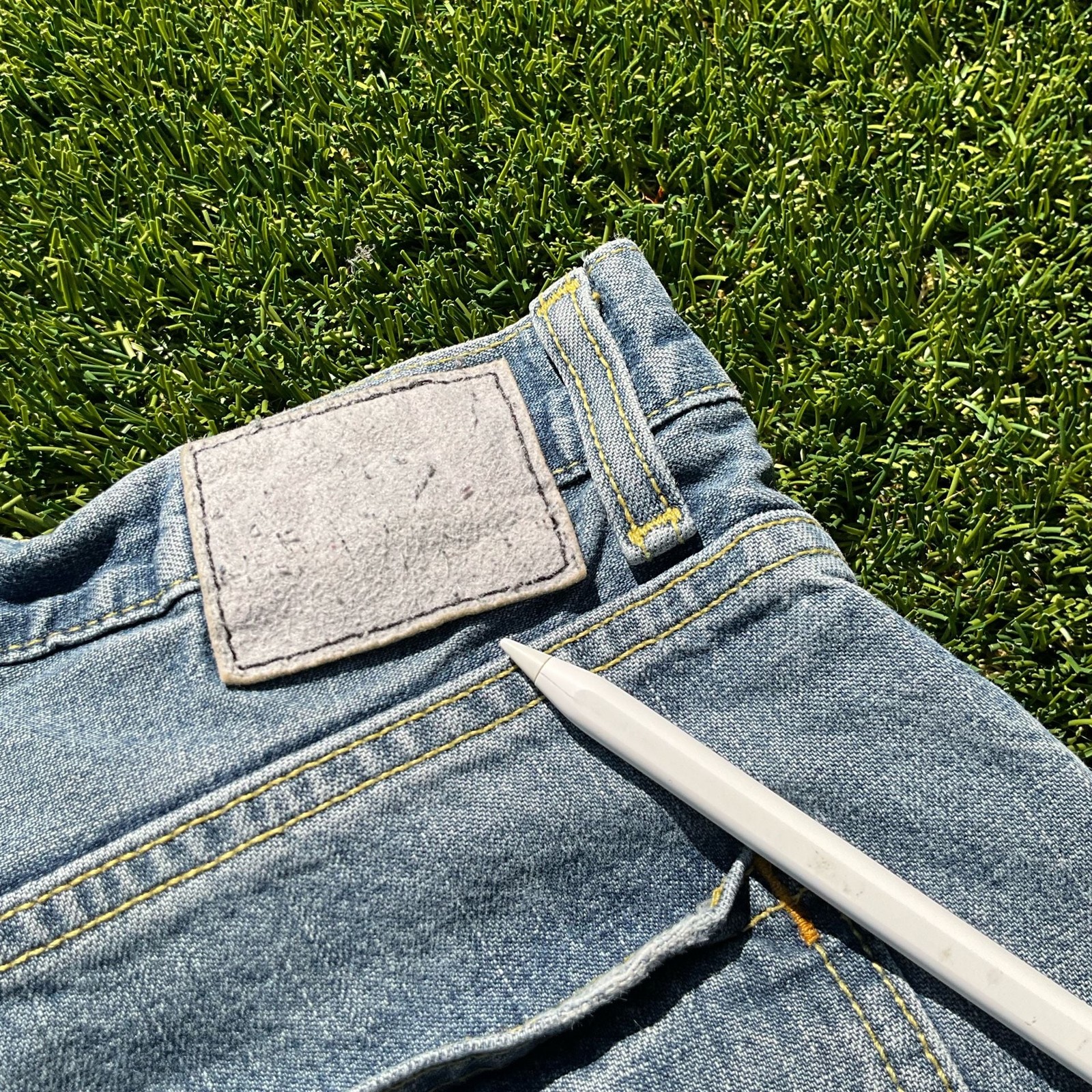Vintage ‘98 Levi’s SilverTab Baggy Medium Wash Cutoff Jorts