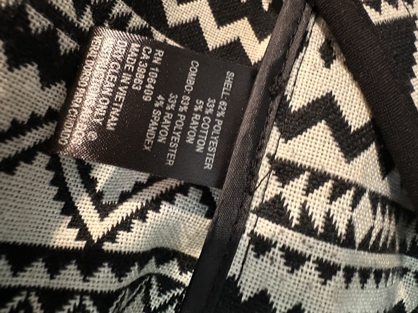 Tahari Arthur S. Levine Petite 16P Black White Geometric Open Front Jacket