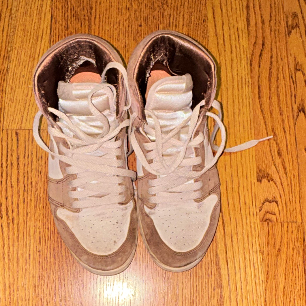 Nike Men’s Athletic High Top Lace-Up Sneakers Pink/White/Brown