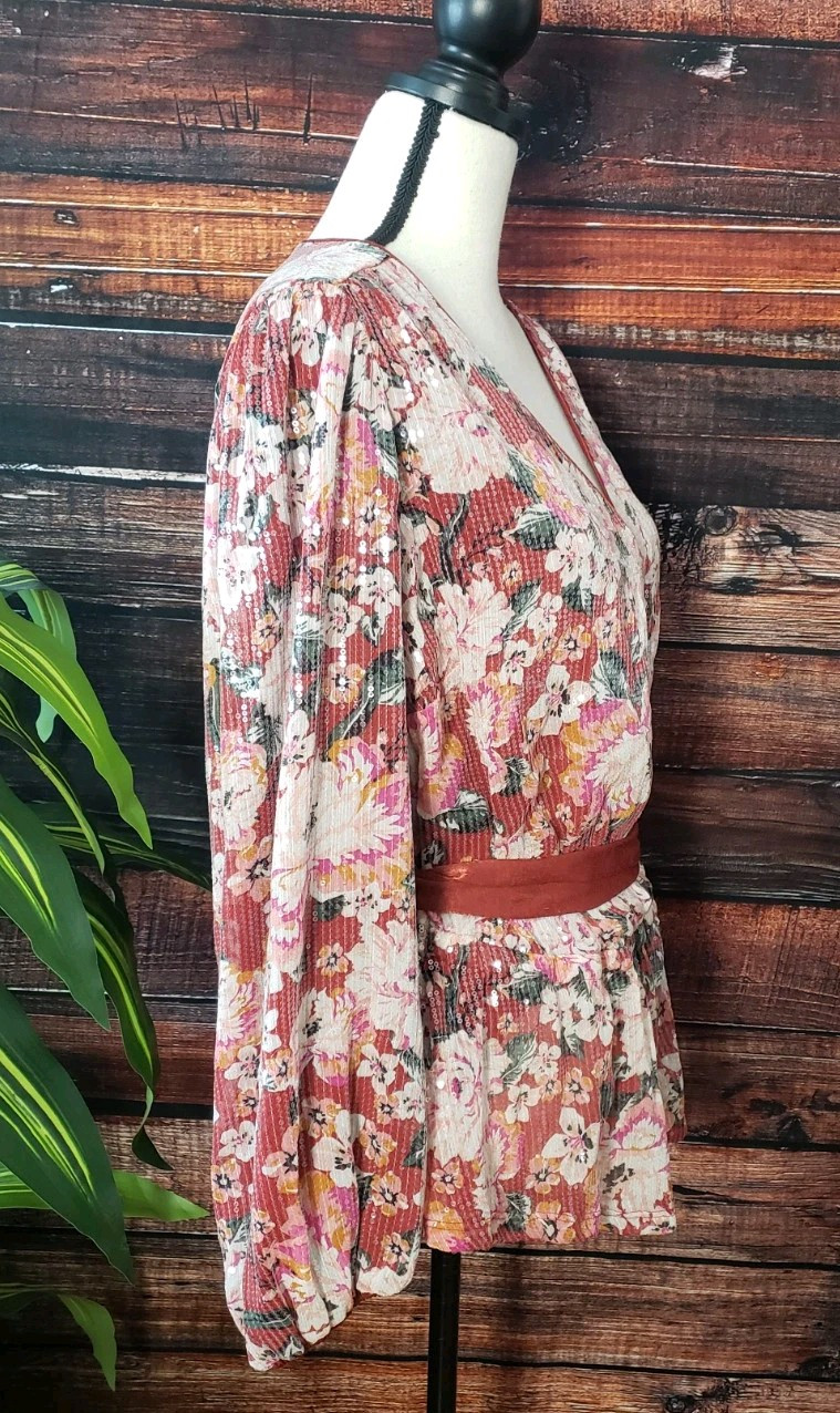 LC Lauren Conrad Plus Size 0X Sequin Puff Sleeve Wrap Top Blouse Belted Floral