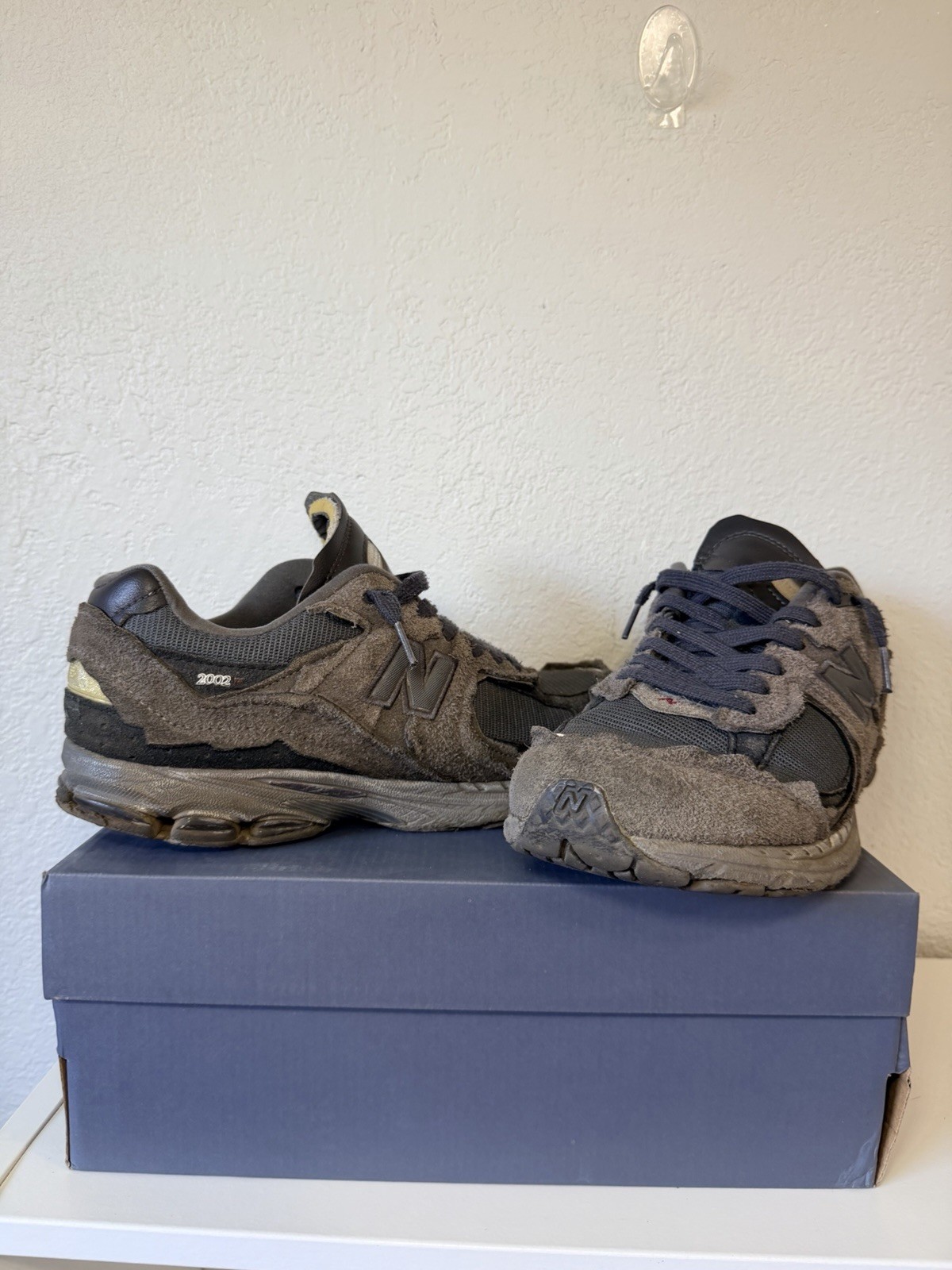 New Balance 2002R Protection Pack Phantom Suede M2002RDB
