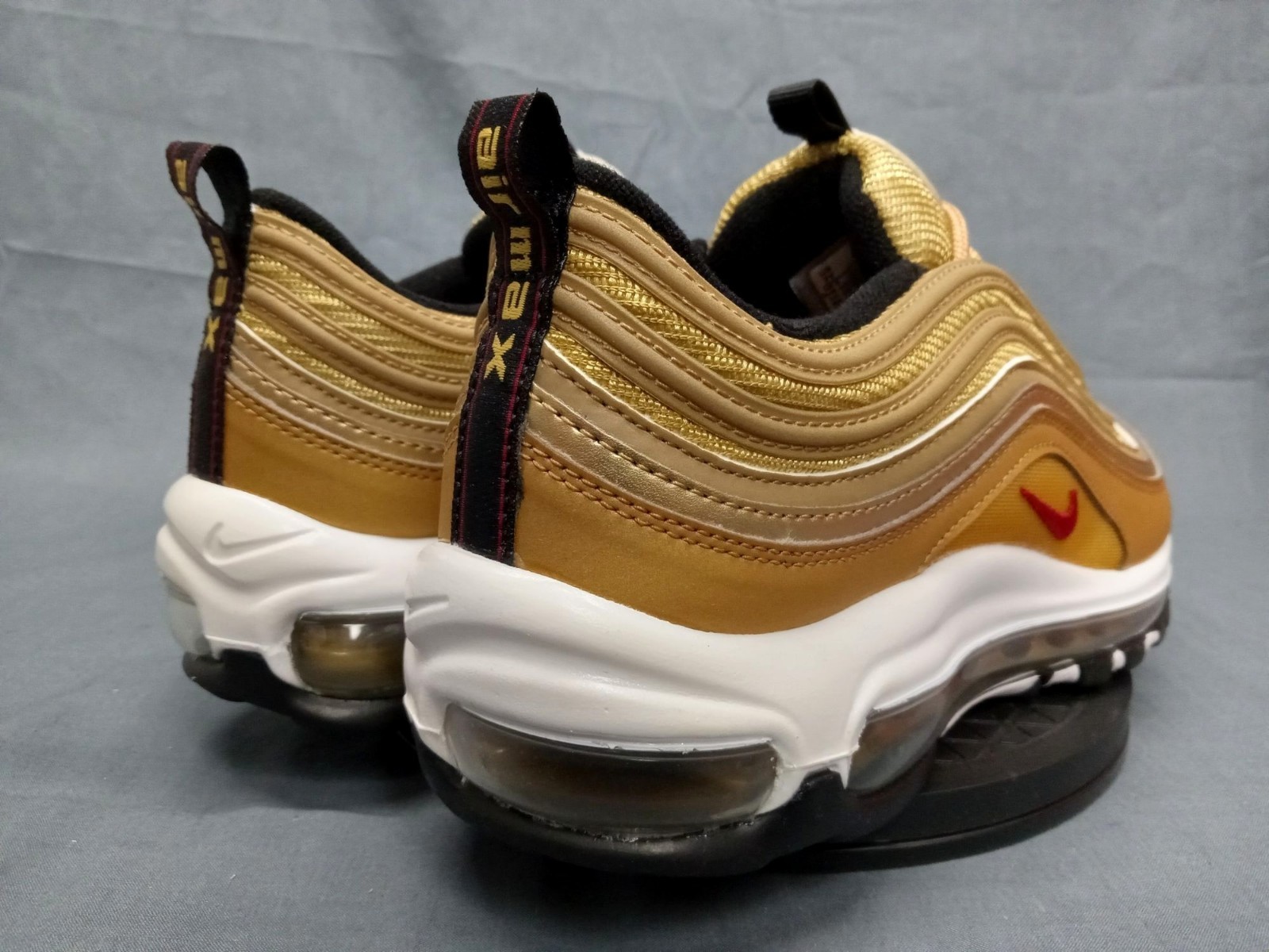 Nike Air Max 97 QS (GS) Sneaker Metallic Gold Varsity Red Boys Size 7 NEW NO BOX