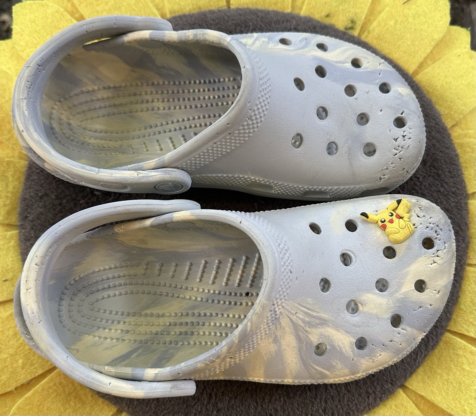Crocs Kids Gray Classic Clog Sandals US 4 Slip-On Adjustable Strap Pikachu