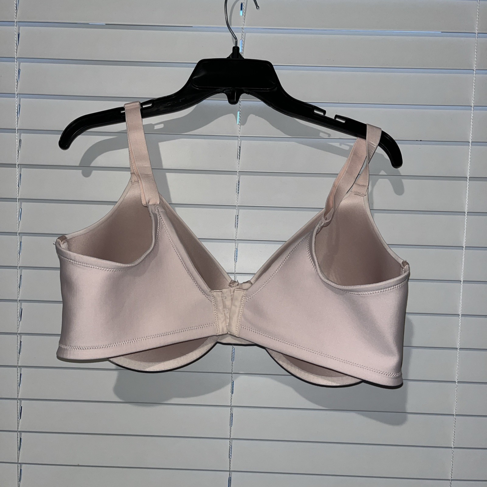 Vanity Fair T Shirt Bra 76528 Radiant Collection Lightly Lined Size 40DDD Pink