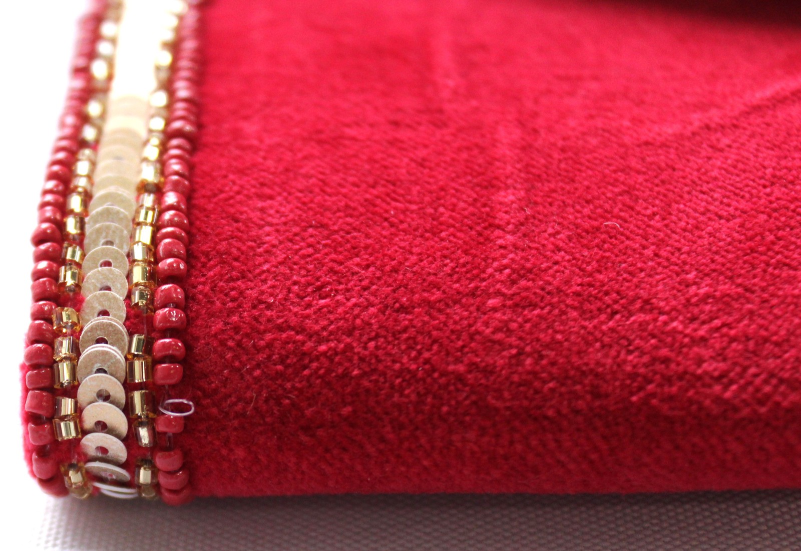 America & Beyond Women’s Embellished Envelope Clutch Bag NC3 Maroon One Size