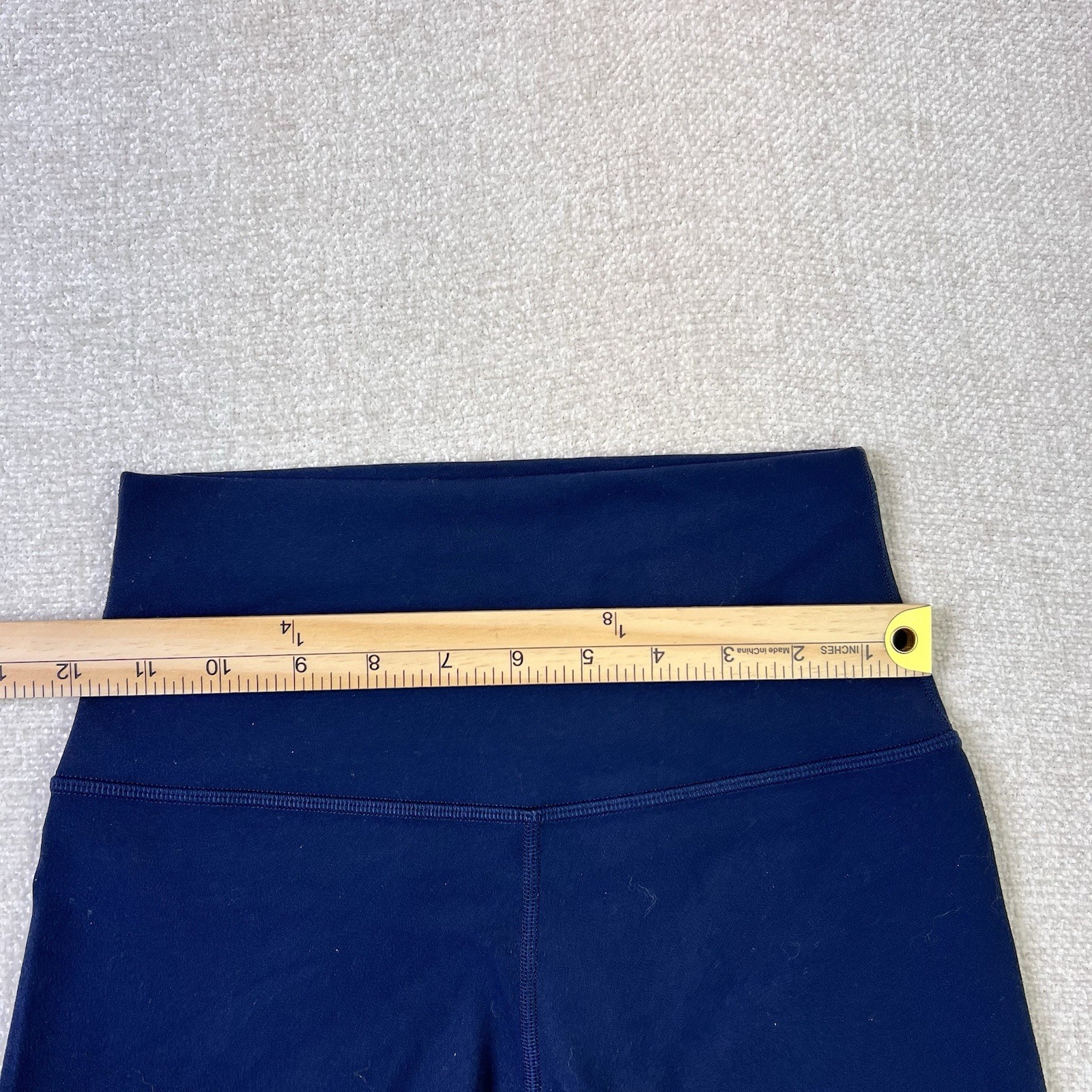 Lululemon Align High Rise 8″ True Navy Women’s Yoga Workout Shorts Size 4