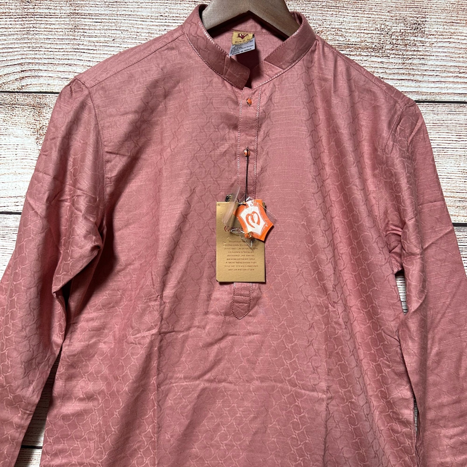 Manyavar Men’s Kurta Size M 95cm Dusty Pink Jacquard Silk Blend Long Sleeve NWT