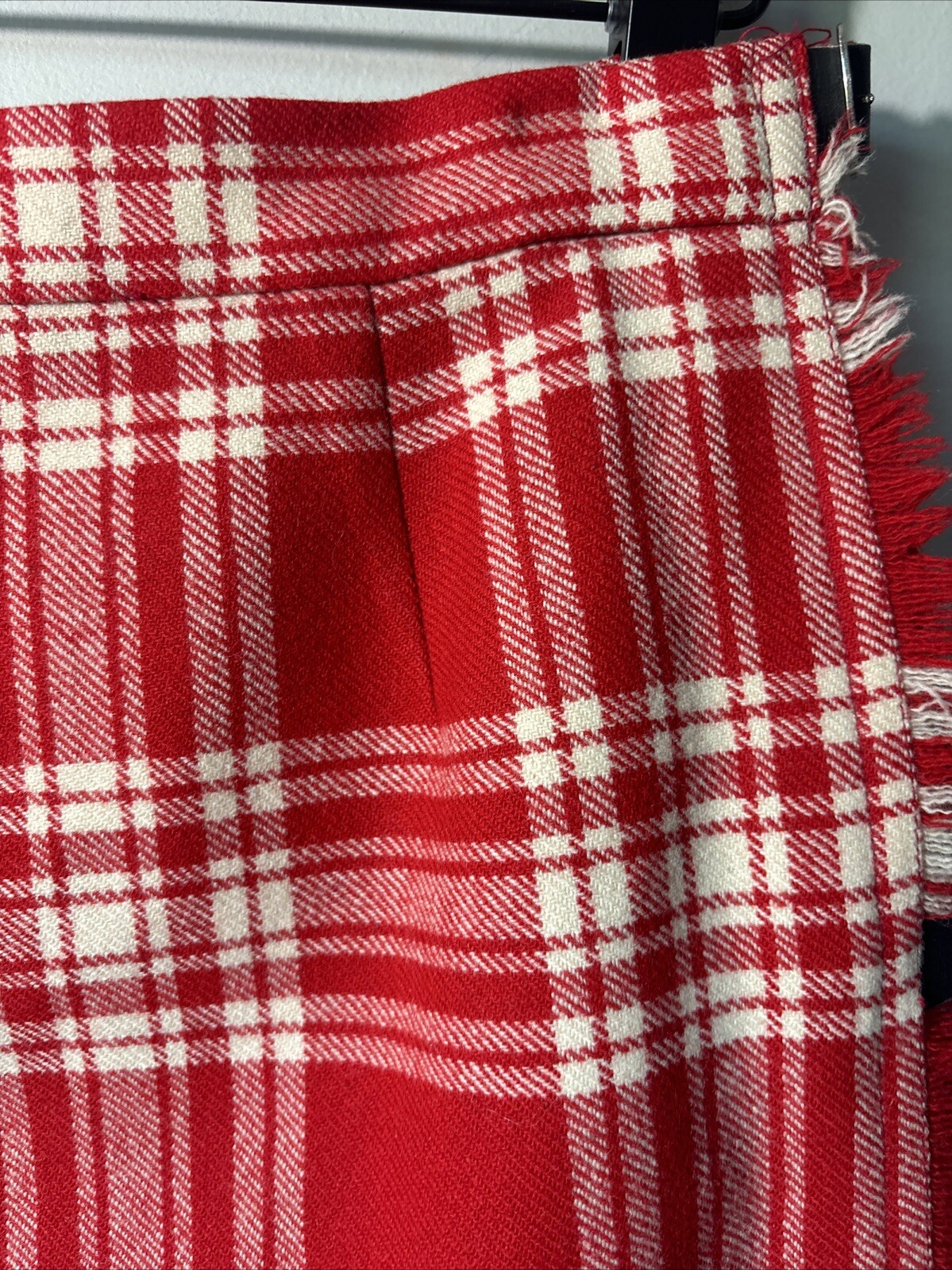 Highlander Handmade Kilt Authentic Woven Tartan 26″ waist (12)Red White Plaid