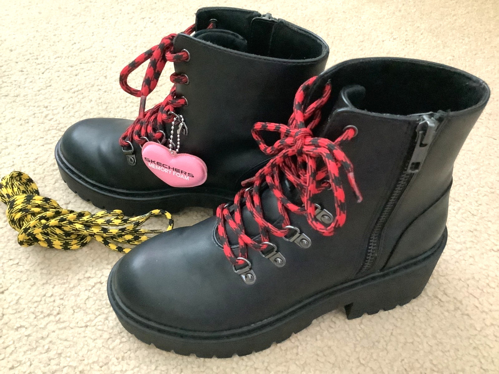 Sketchers Relaxed Fit Memory Foam Leather Lace-Up Boots Size 6, 36, 23cm
