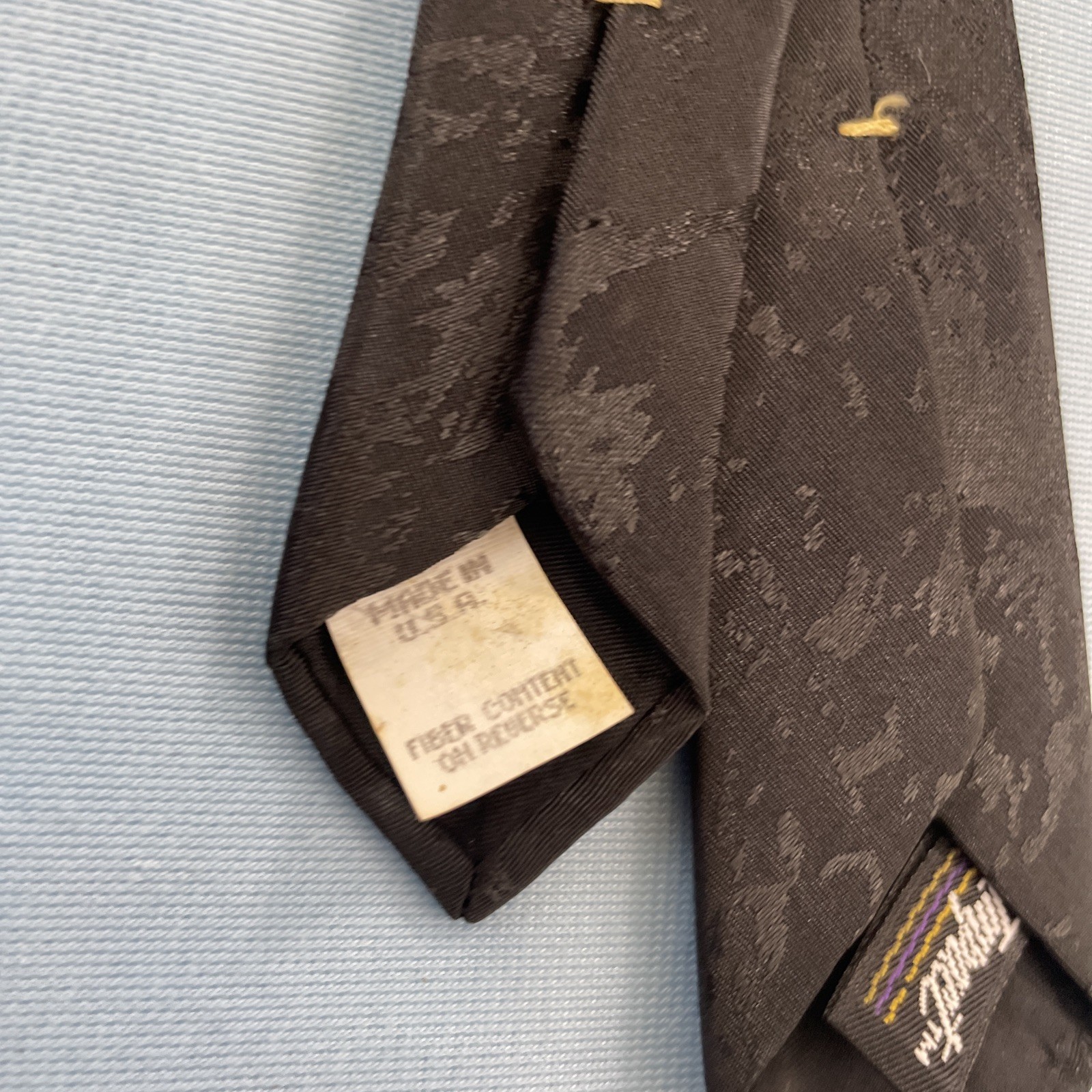 Impact Vtg Slim Necktie Made USA Optical Abstract Art Black Super Skinny 1.7×58″