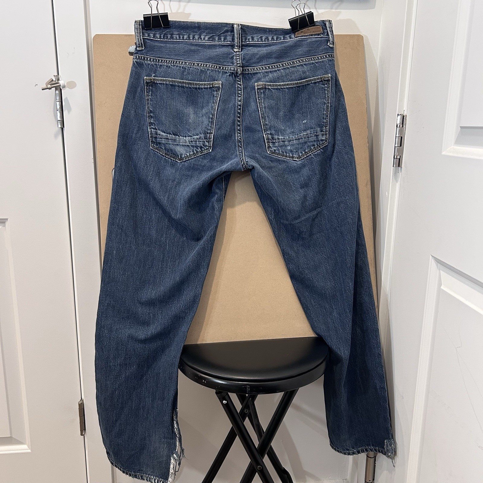 DKNY Jeans Straight Leg Distressed Men’s Jeans Cotton Zip 32 X 30 Comfy!