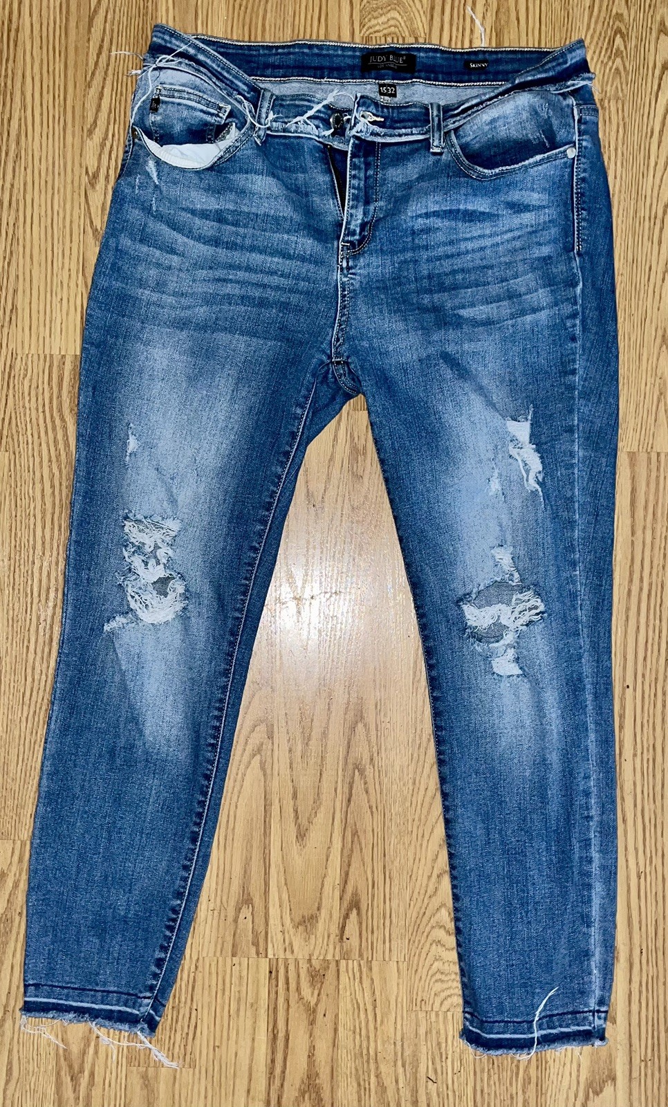 Judy Blue Jeans Distressed Stretch Skinny Fit Women’s 15 / 32