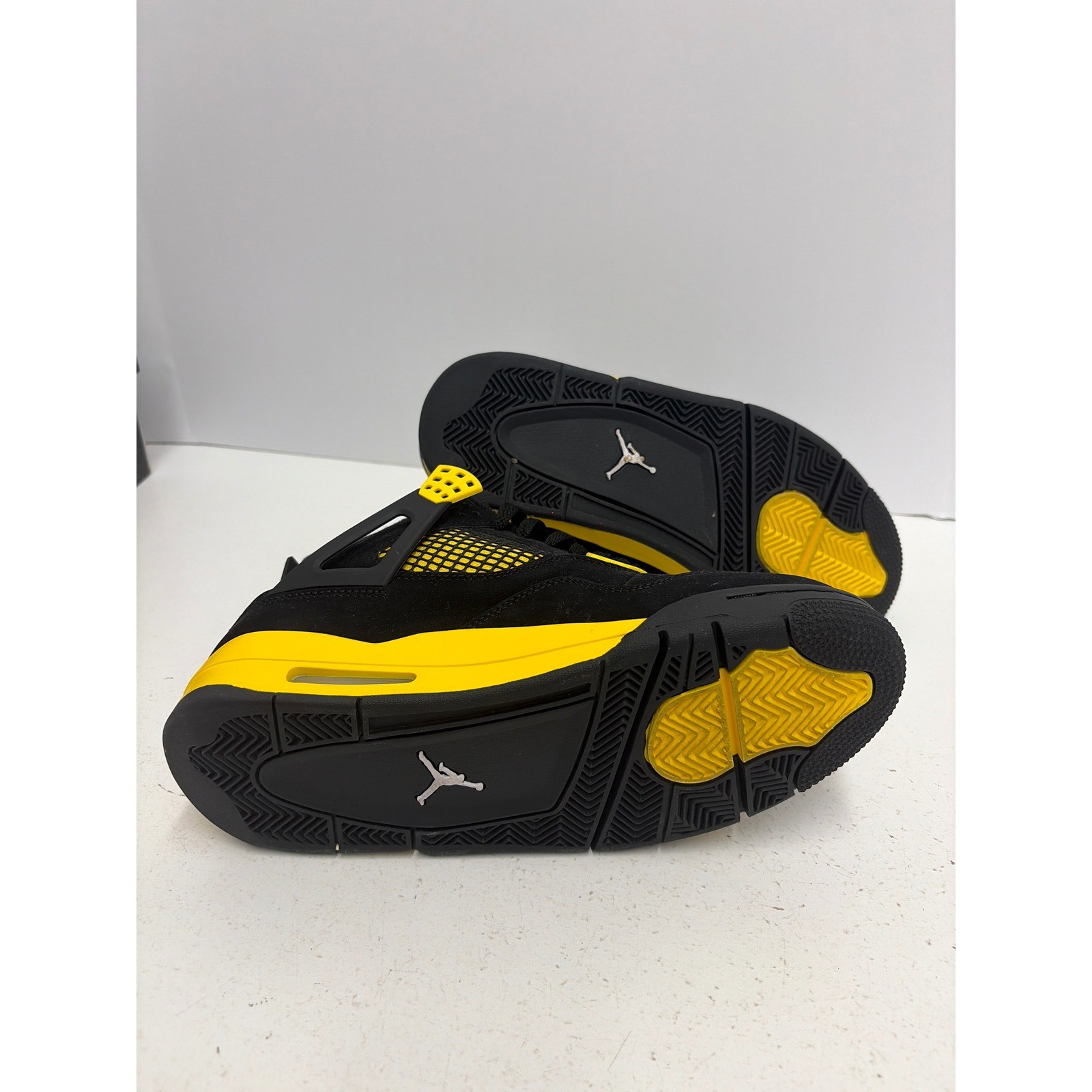Jordan 4 Retro Thunder Black Tour Yellow Mens Basketball Shoes DH6927-017 US 8