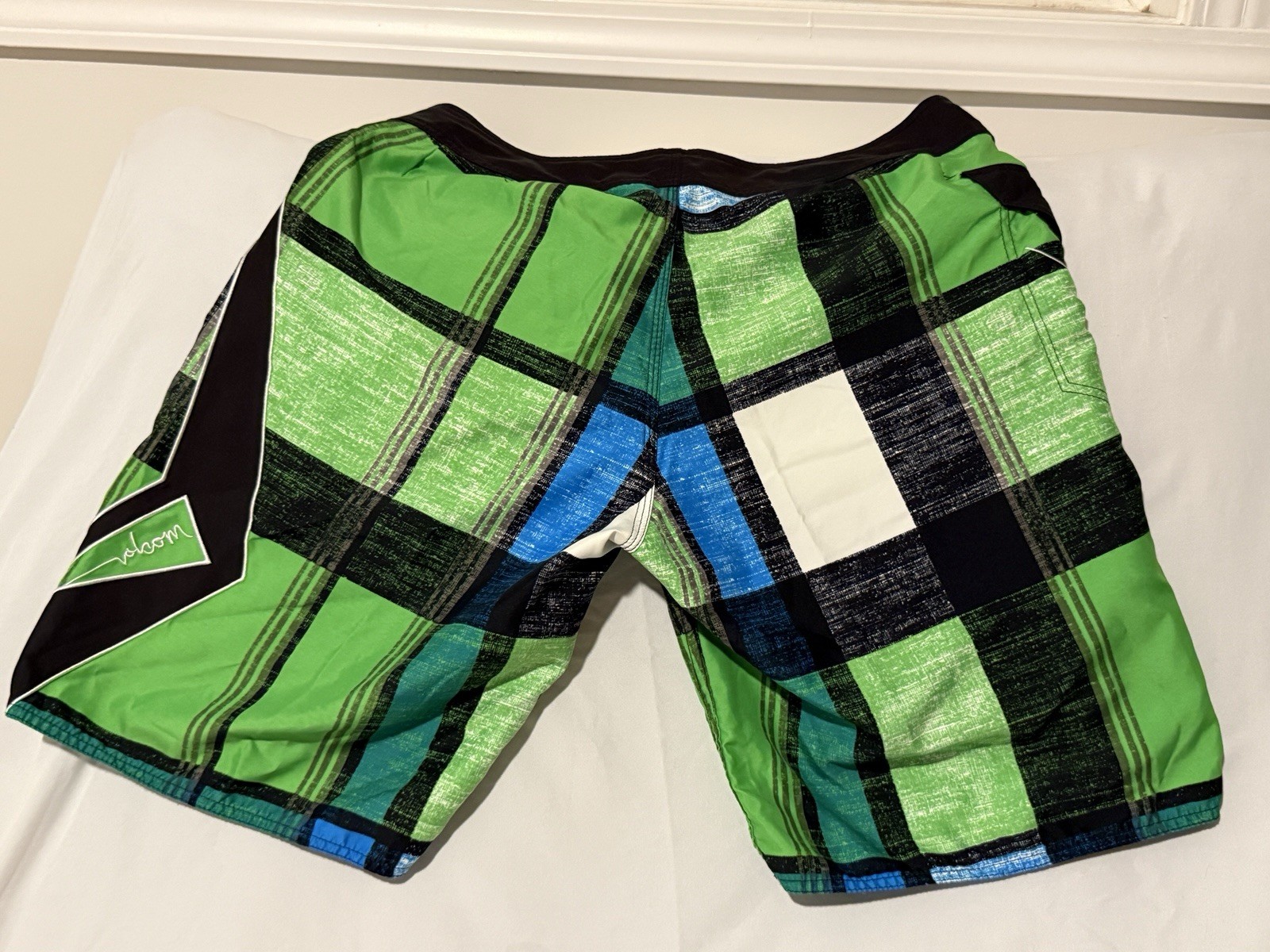 Volcom Men’s Plaid Board Shorts Drawstring Green Black Blue White Size 38