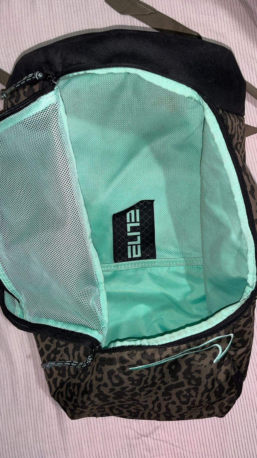 Nike Elite Animal Print Backpack Green/Black Zip Closure Adjustable Straps Rare