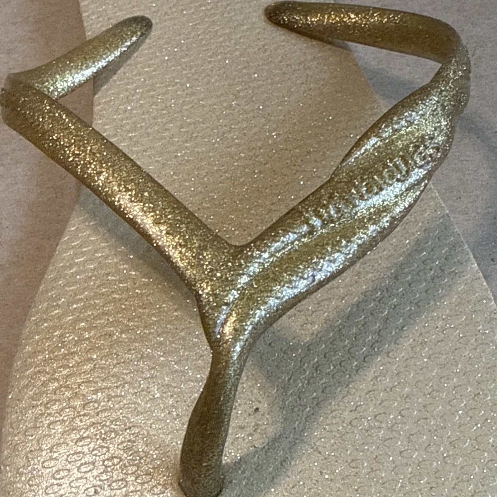 HAVAIANAS Slim Gold with Glitter Footbed and Glitter Straps 39/40 – New